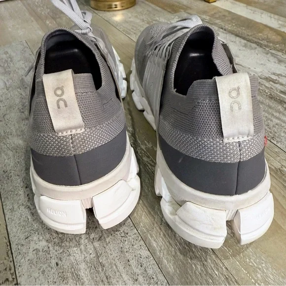 On Cloudswift 3 Mens 9.5 Shoes Green Running Walking Sneaker Gym Swiss Casual - Picture 5 of 12